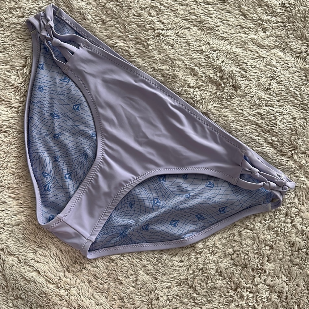 Volcom Size 12 swim bottoms, NWOT